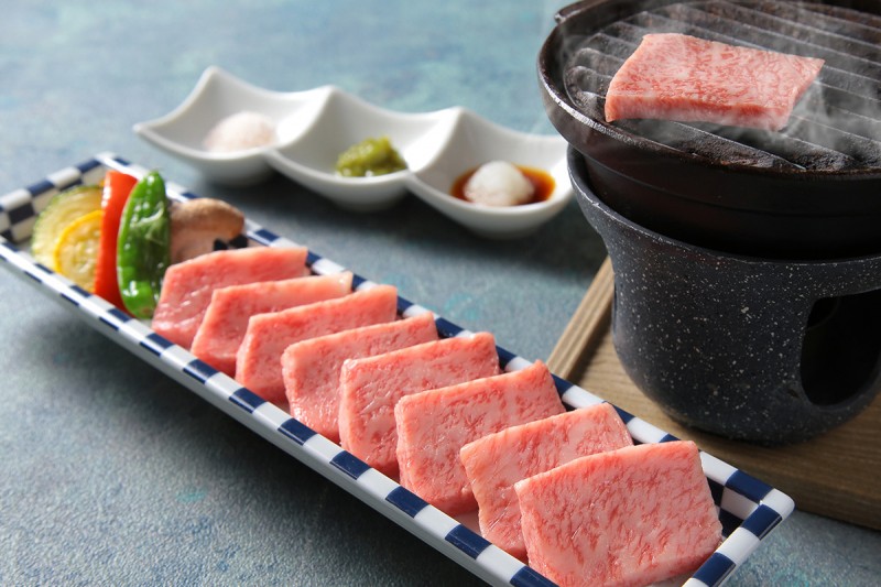 写真：宮崎牛陶板焼き